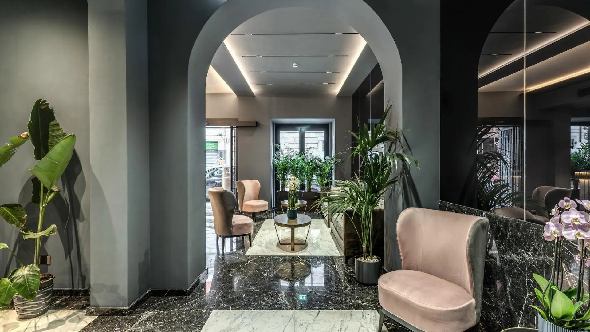 Cc Palace Hotel Roma 4*,  İtalya