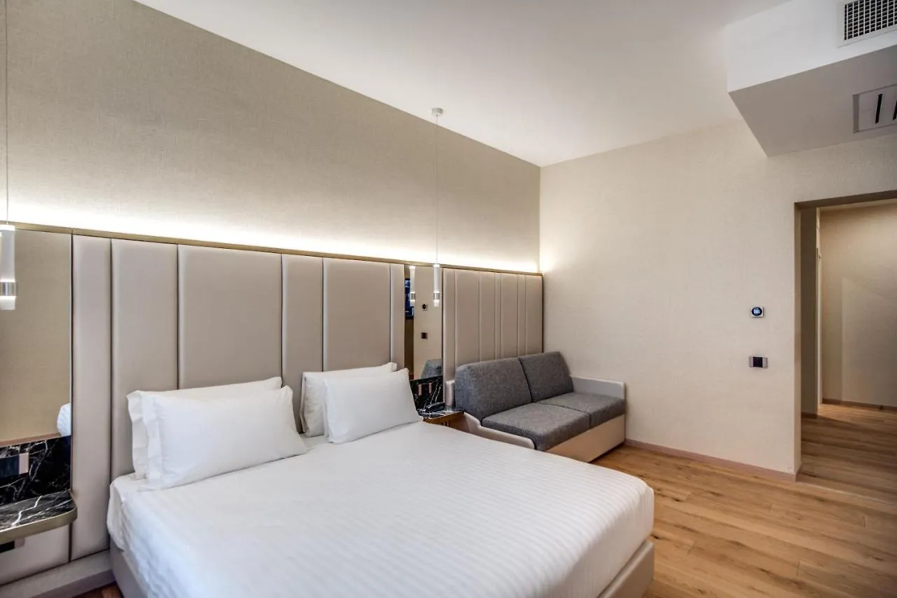 Cc Palace Hotel Rom