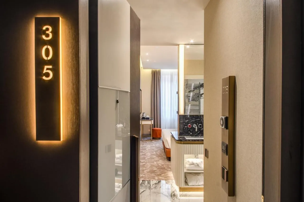 Cc Palace Hotel Rzym 4*,