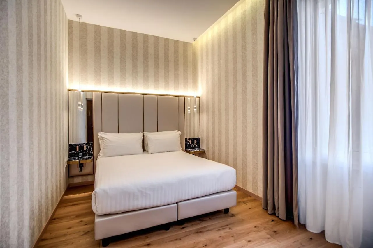 Cc Palace Hotel Rzym